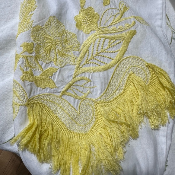 Lilly Pulitzer Kaydence pretty white and yellow blouse - Picture 2 of 8